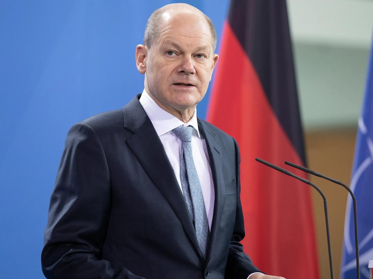 《联合早报》:新加坡总理黄循财表示企业是新加坡经济的支柱