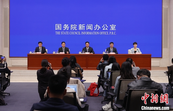 商务部副部长盛秋平：2024年5个国际消费中心城市的口岸入境外国人数比上年增长约一倍