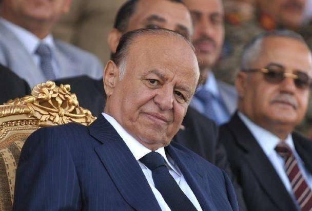 也门总理艾哈迈德·阿瓦德·本·穆巴拉克辞职