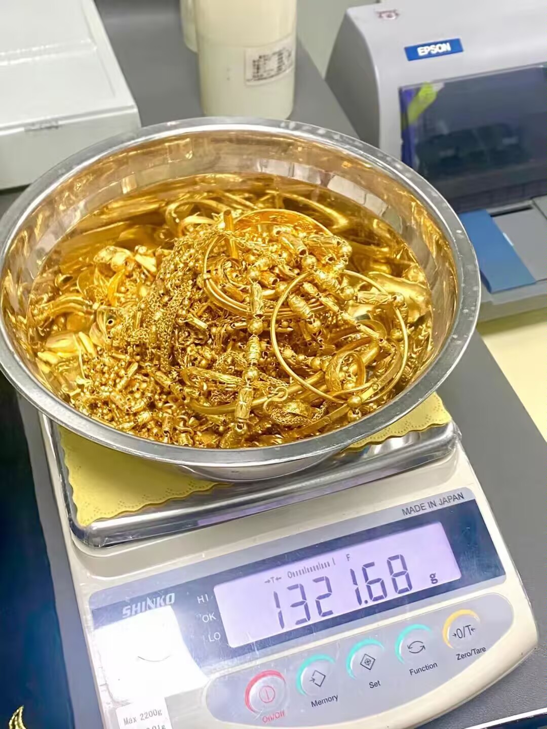 金价大涨,金饰卖不动,“挖金矿”大赚!