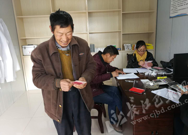 呼和浩特昕泰大观65户业主购房十年办不了房本