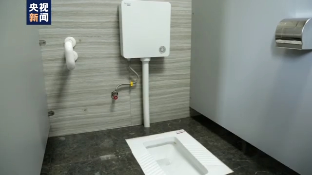 呼和浩特昕泰大观65户业主购房十年办不了房本