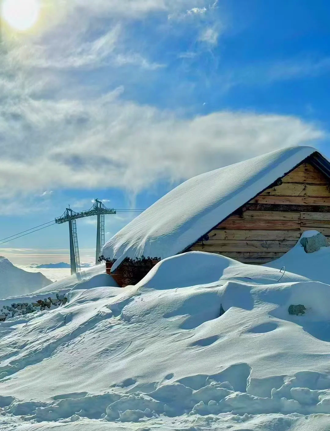 中国科学家多元探索保护冰川