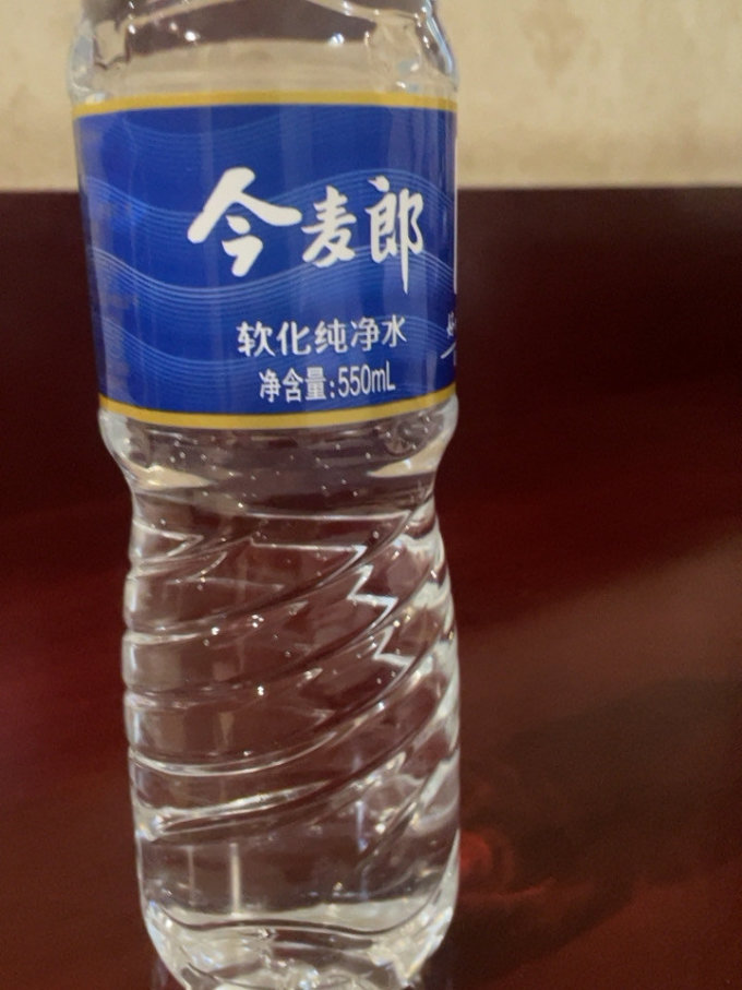 热搜！纯净水由今麦郎代工？网友：那我不如直接买今麦郎！娃哈哈回应：属实，4月起已终止合作