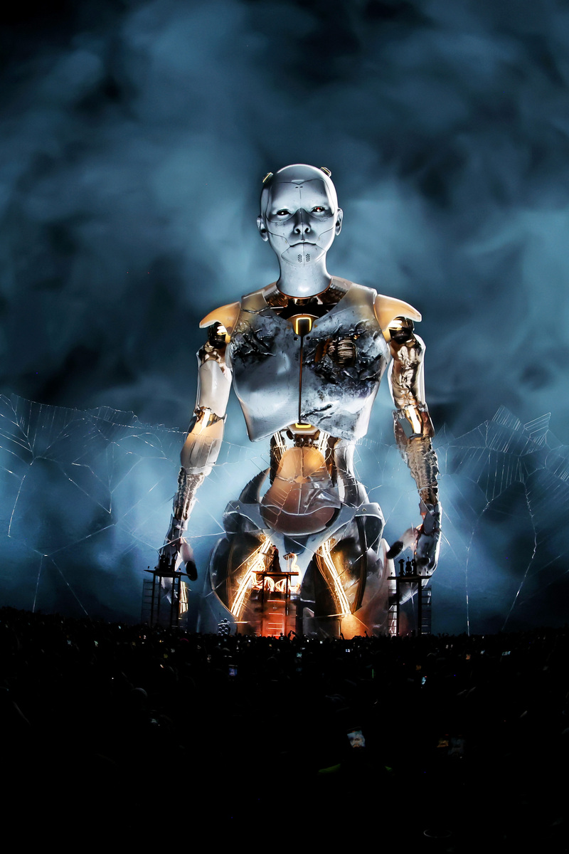 人形机器人进化“带火”灵巧手产业