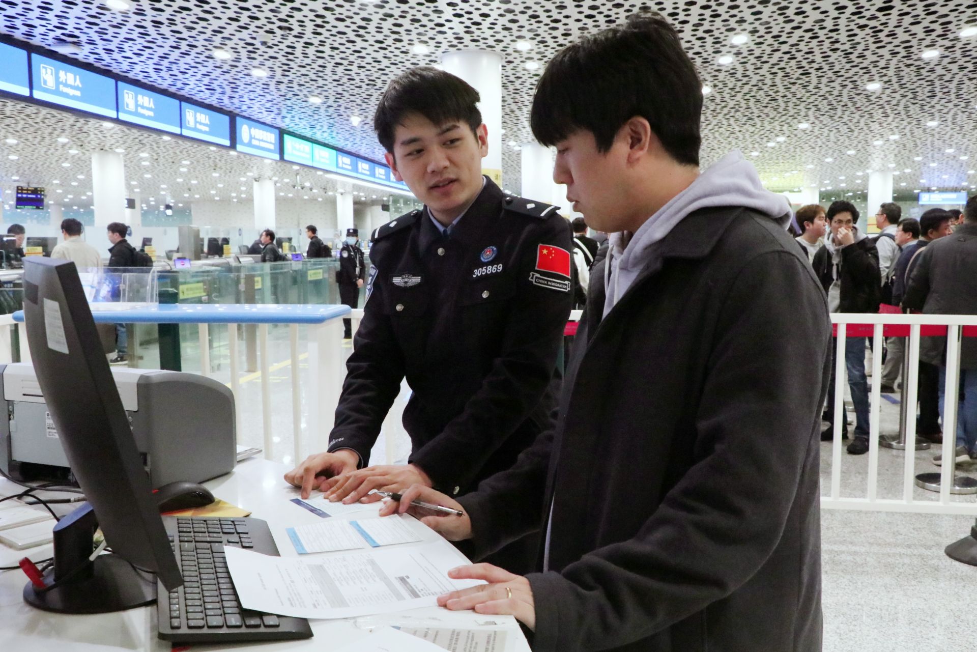 免签新政催生入境潮 智慧口岸建设按下“加速键”