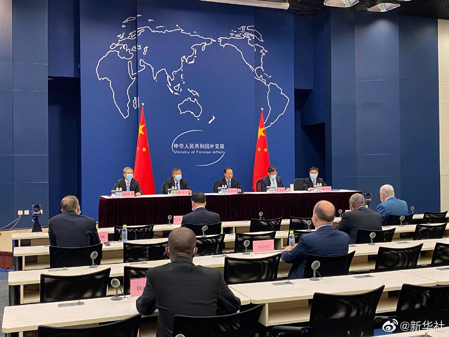 外交部副部长马朝旭会见美国新任驻华大使庞德伟