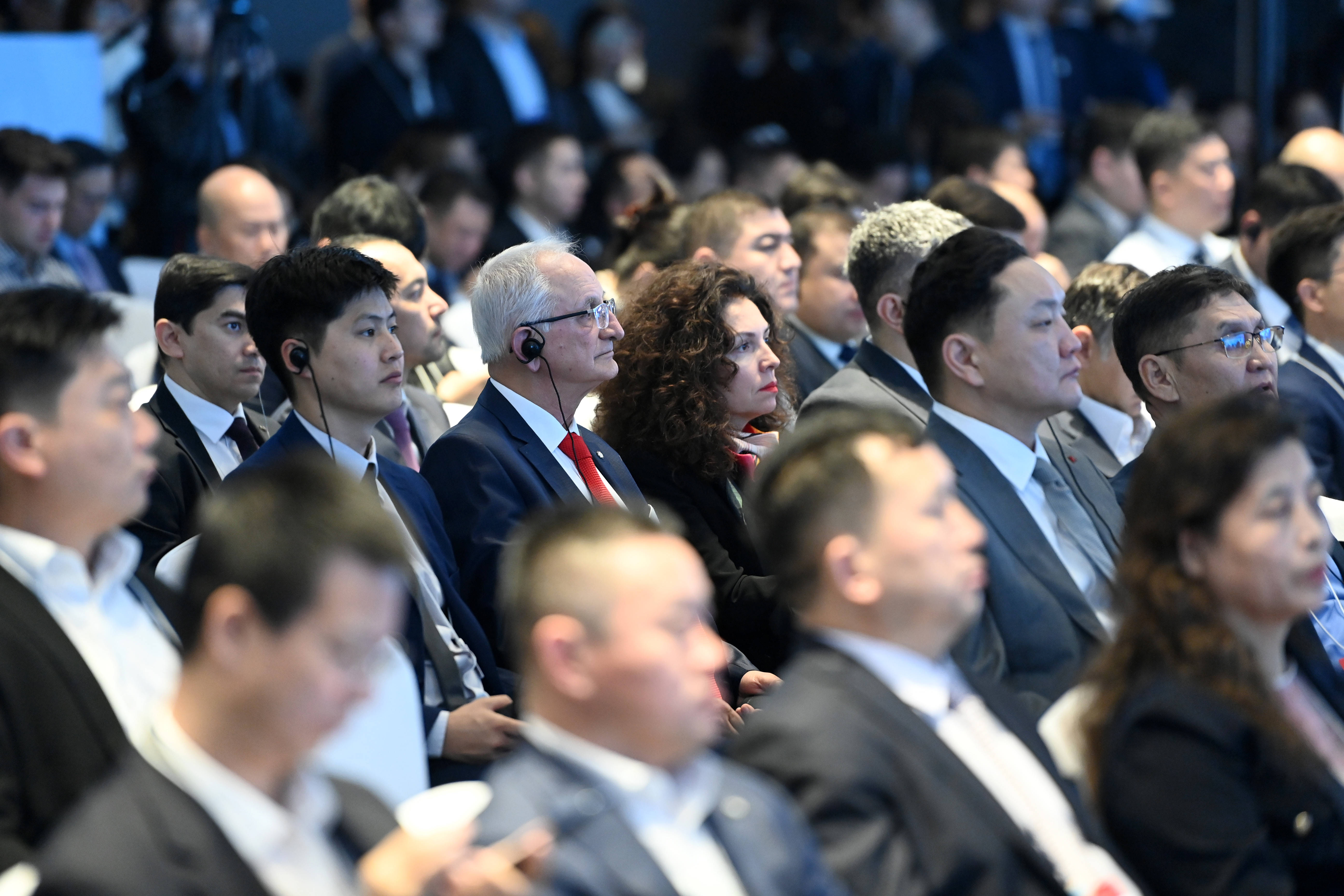 商务部副部长凌激：推动各地、各部门研究出台深化国家级经开区改革配套措施