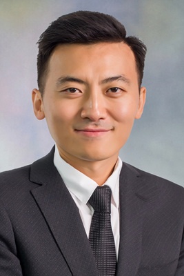 何颖总领事会见世邦魏理仕克市总经理一行