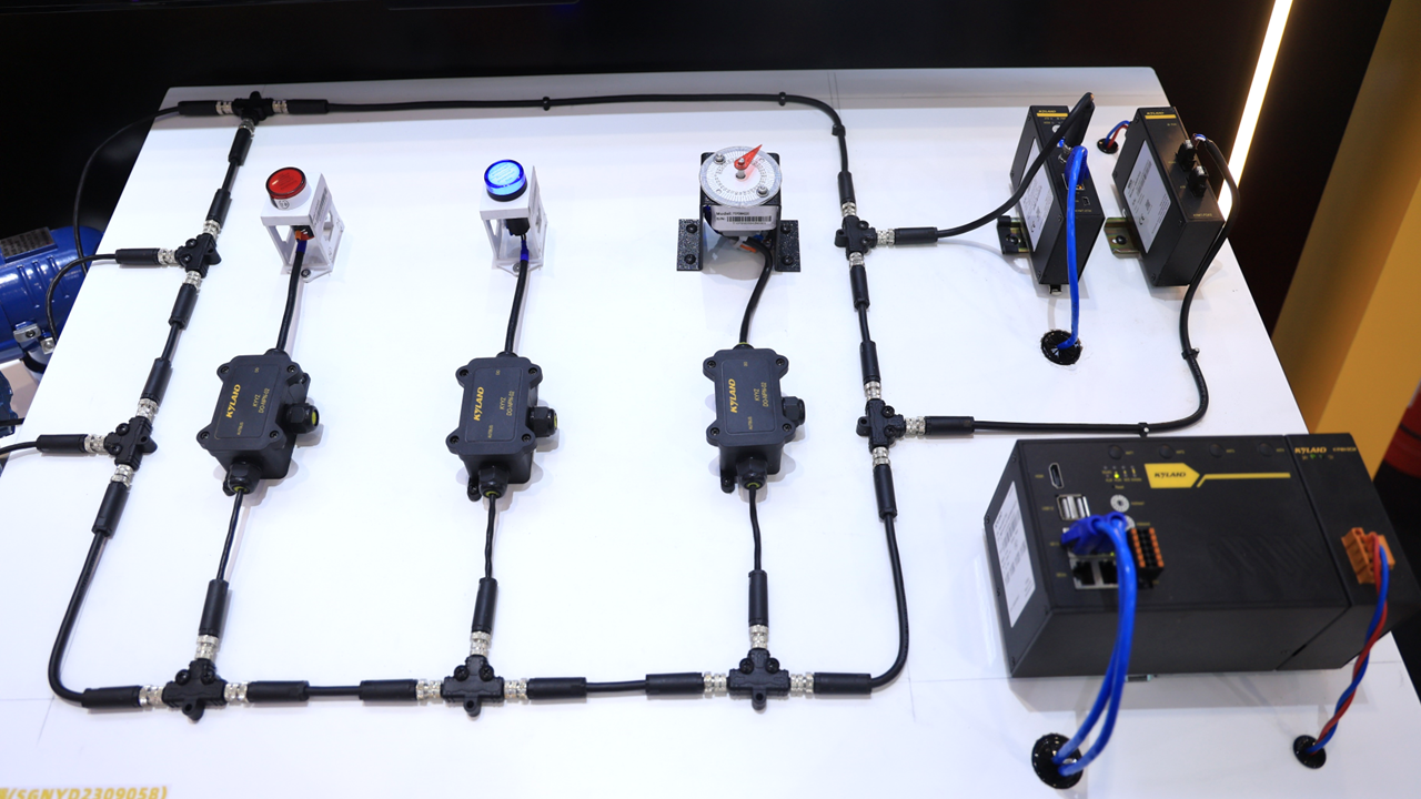 东土科技：公司鸿道操作系统是面向工业领域智能装备控制针对性开发的新型工业操作系统