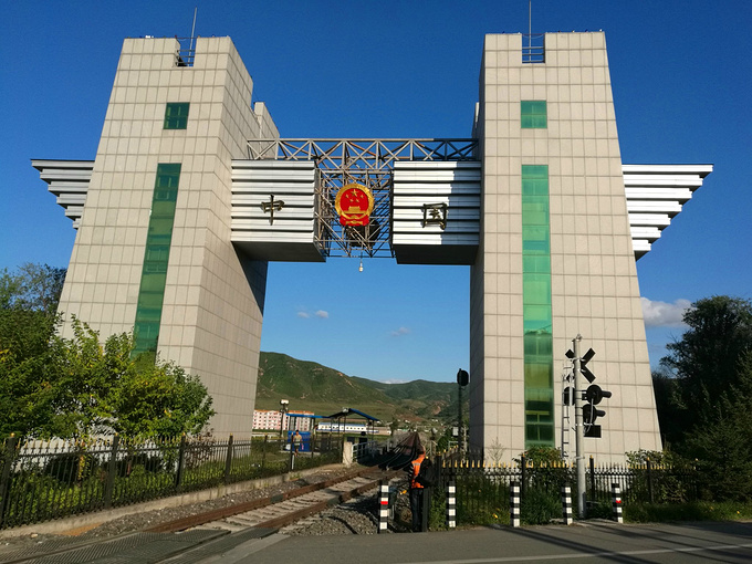 尼鲁潘德希地区贝尔希亚边境口岸出口改善