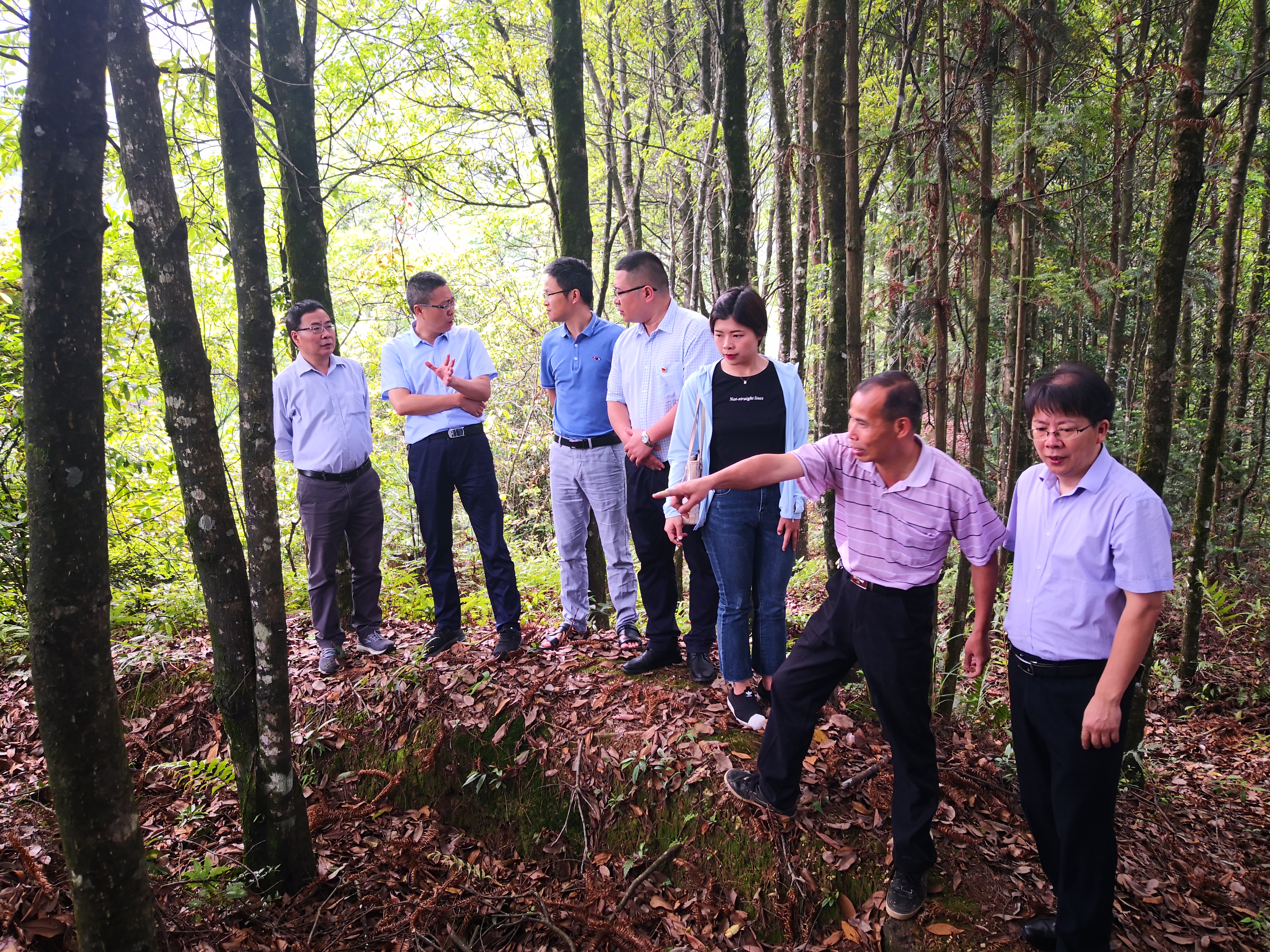 吕瑞浩公参调研中国路桥驻埃塞代表处