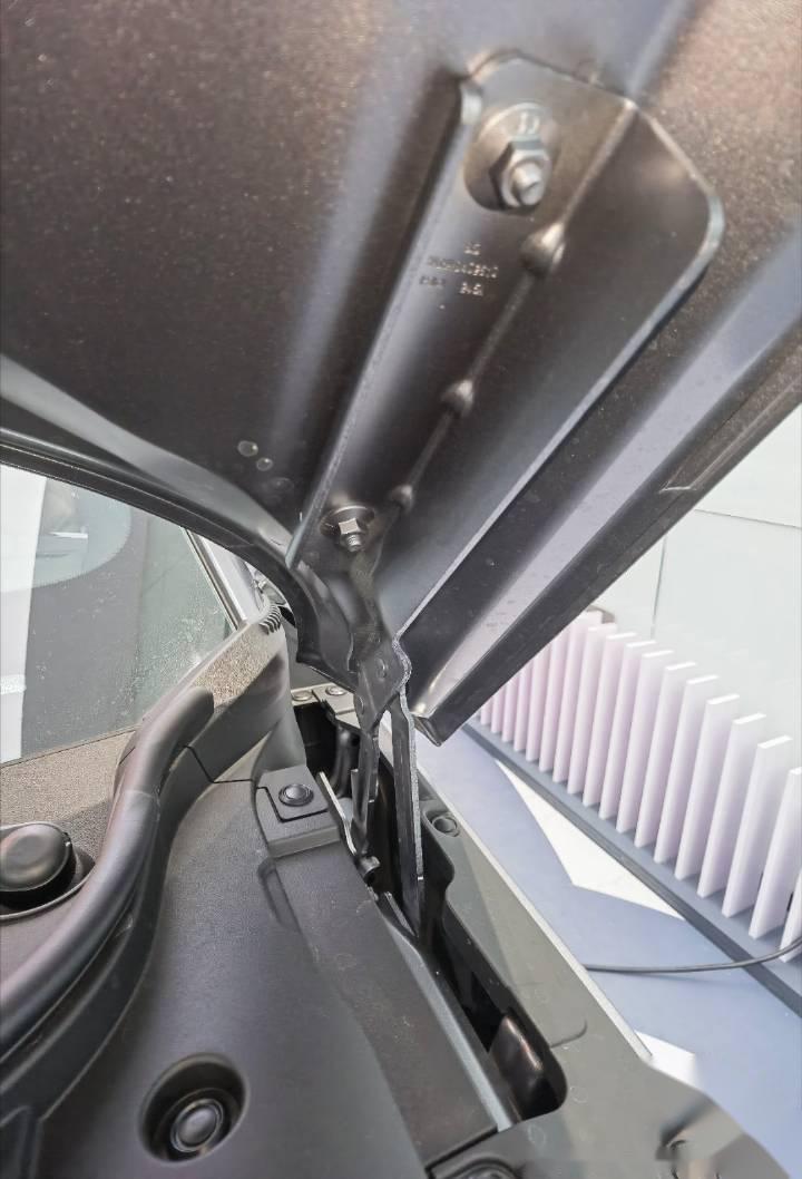 比亚迪获得实用新型专利授权：“一种支架、流水槽总成、前舱结构和车辆”