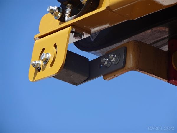 山东钢铁获得发明专利授权：“重型链条更换装置”