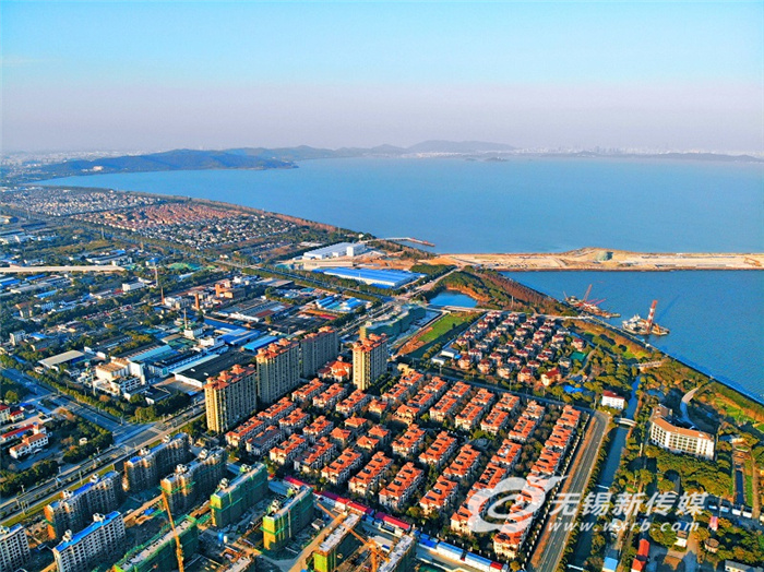 爱沙尼亚第一季度服务进出口同比增长7.7%