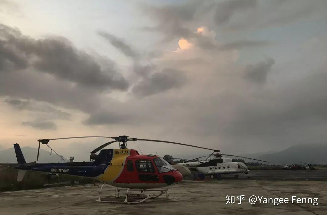 37名遭美驱逐尼泊尔人昨日搭乘包机抵尼