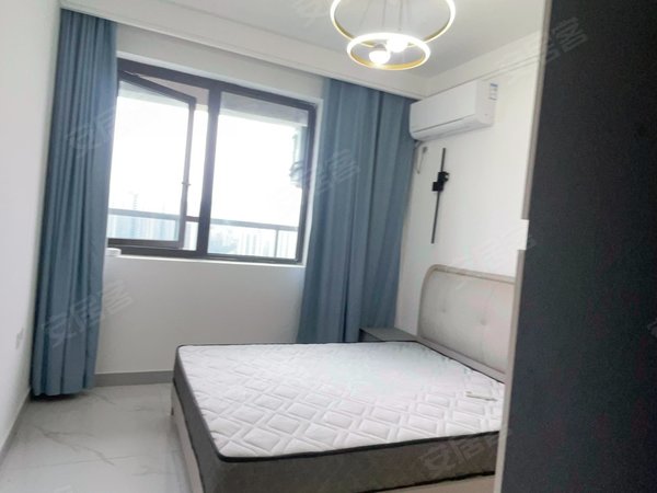 中天精装现10笔大宗交易 合计成交500.00万股