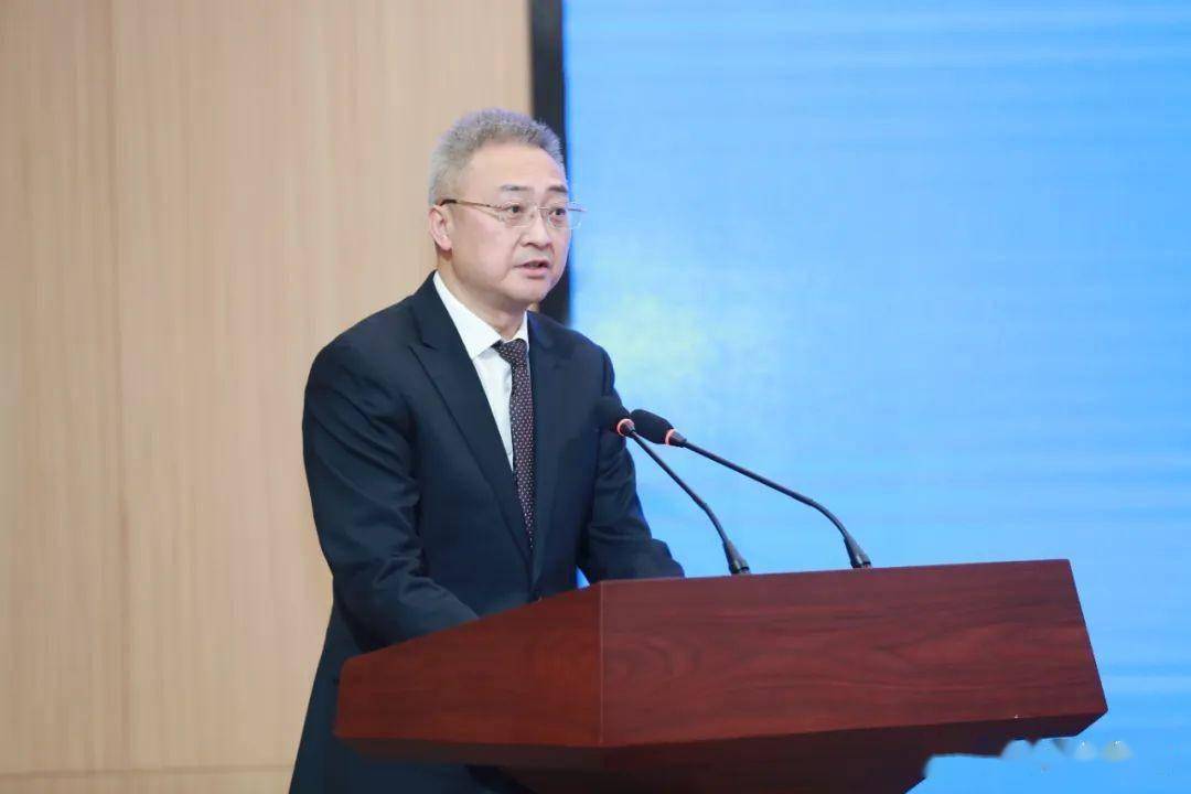 张正红任四川省国资委党委书记