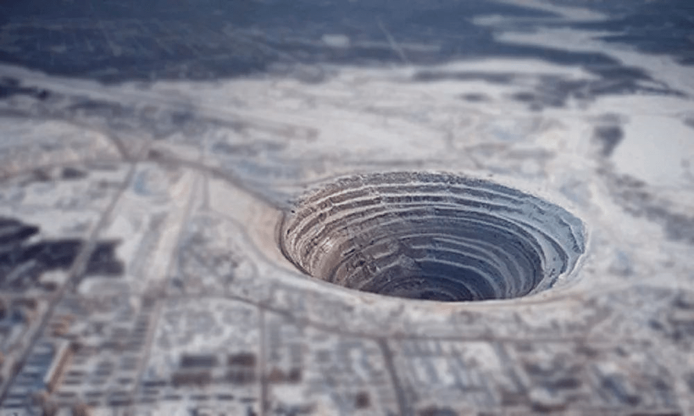 中国石油获得发明专利授权：“一种针对复式叠置油藏的大斜度井的轨迹设计方法”