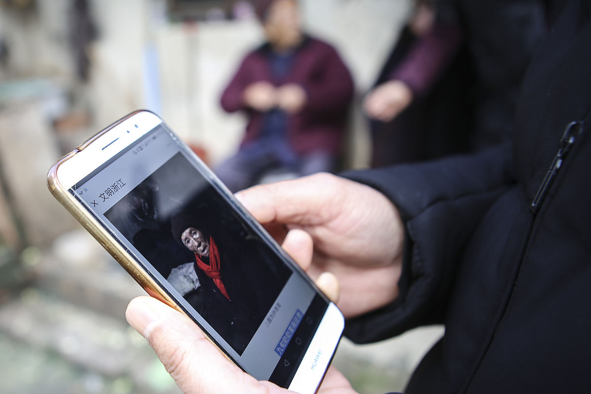 警惕人工智能“说谎”风险