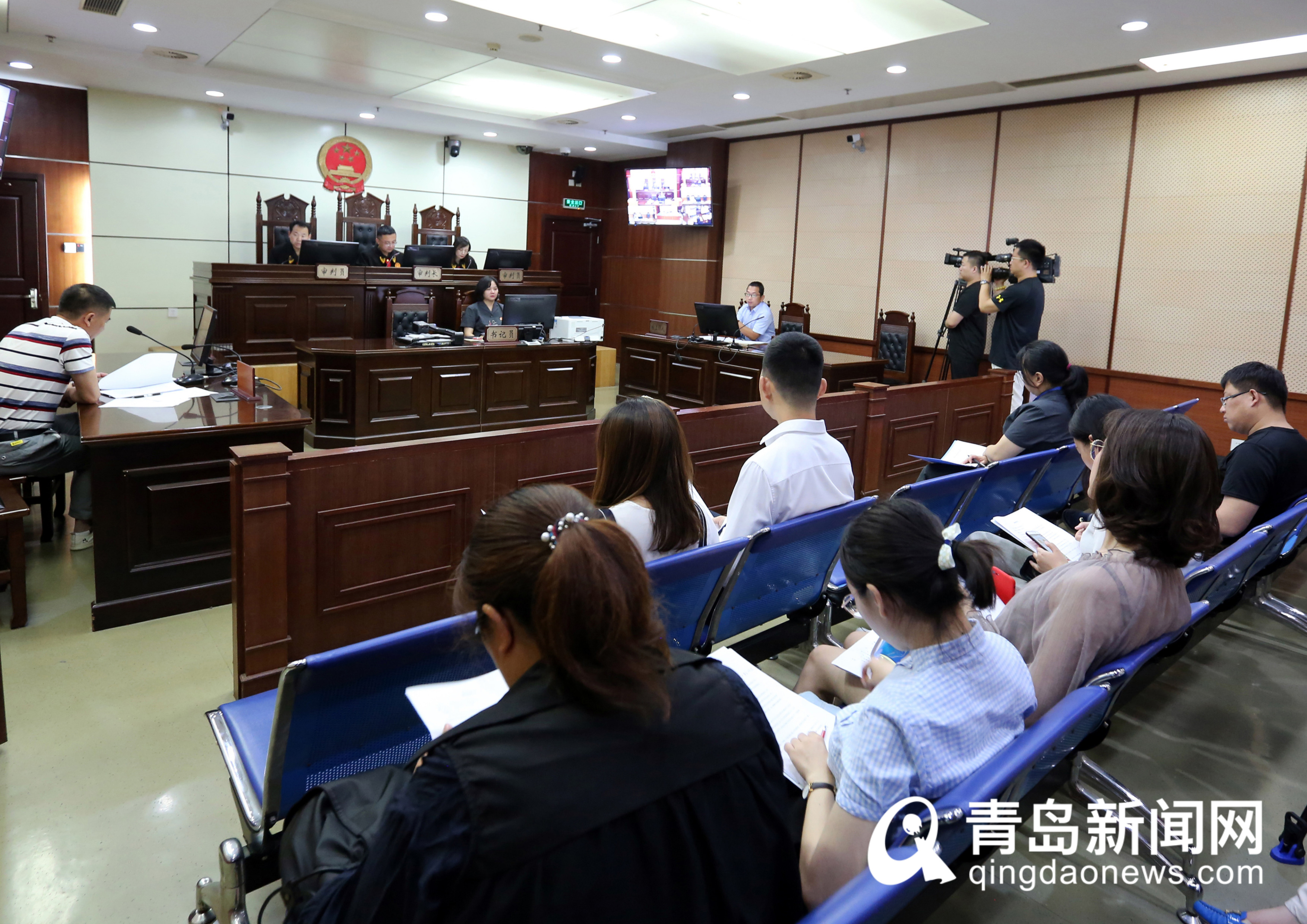 【企业动态】金陵体育新增1件判决结果，涉及买卖合同纠纷