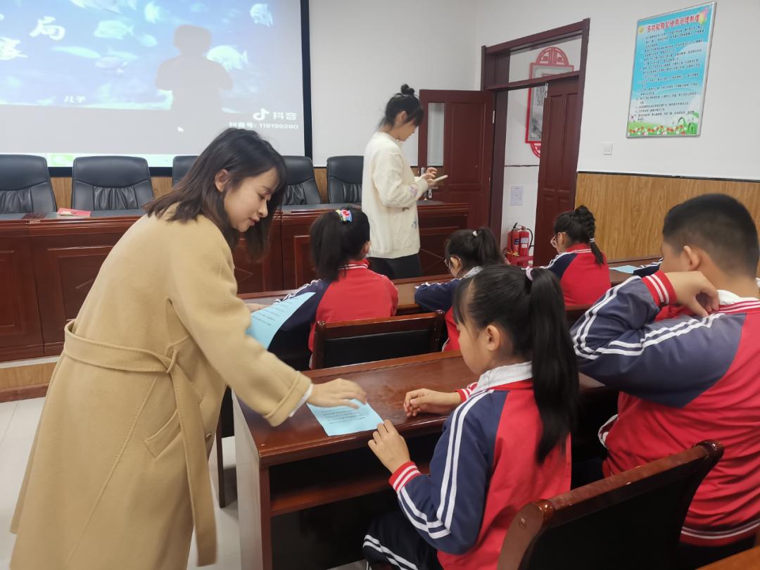 中央网信办部署开展“清朗・2025年暑期未成年人网络环境整治”专项行动