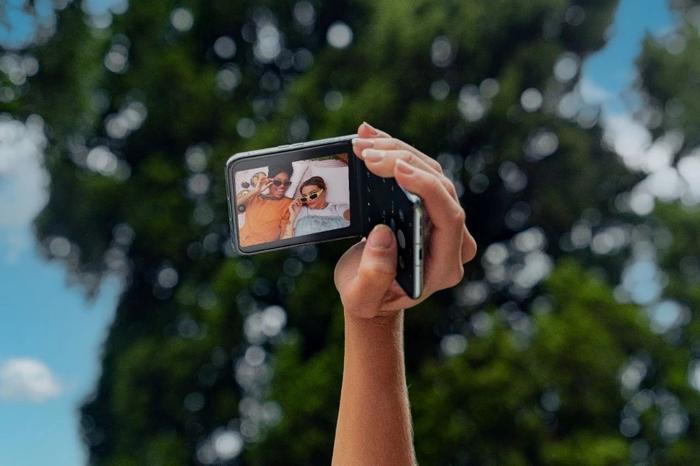 蓝思科技：公司在UTG和CPI等折叠保护屏领域已布局多年