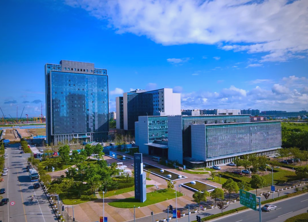 上海临港新片区首创试点新增四类租赁物