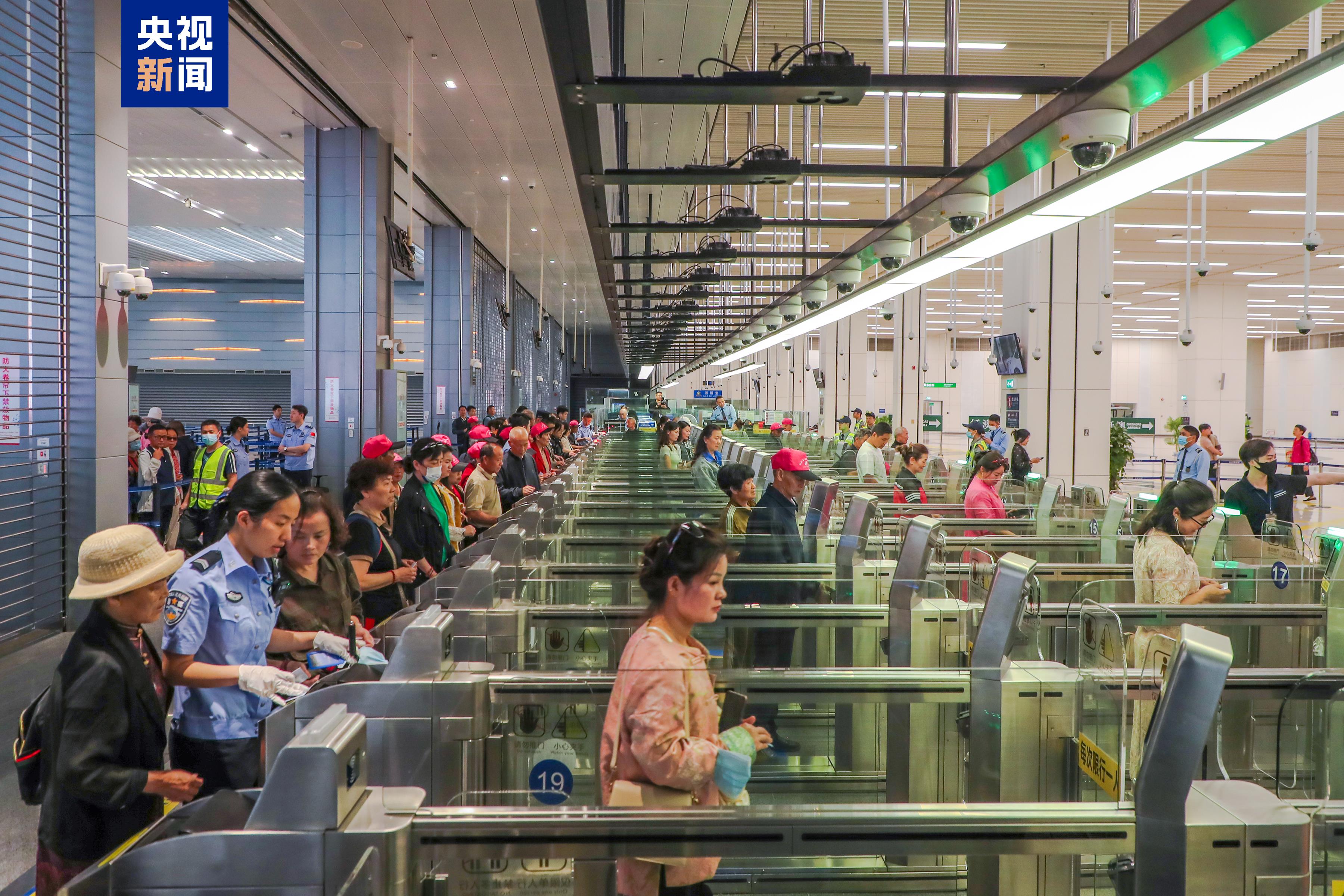 滴滴在港珠澳大桥珠海口岸设立专属候车区 服务大湾区交通一体化