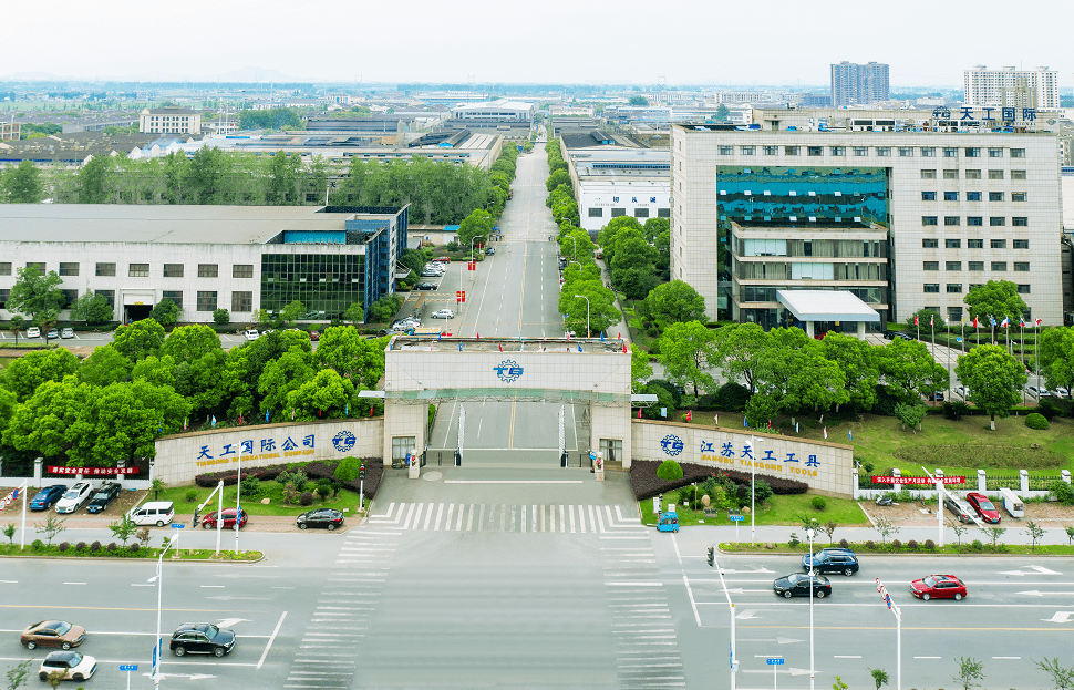 中际旭创：公司包括泰国公司在内均生产经营正常