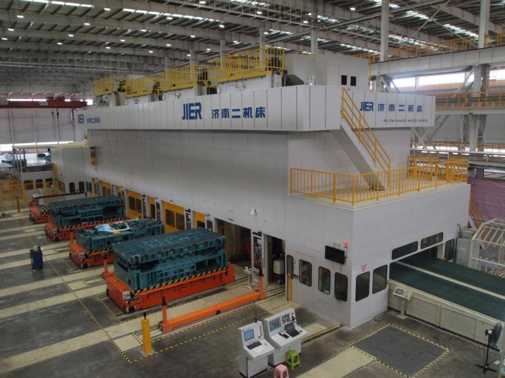 飞龙股份：获上汽乘用车项目定点 预计销售收入超4亿元