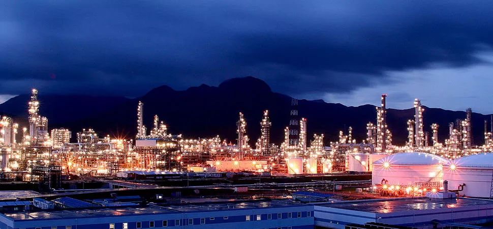 中晟高科控制权变更之际，中景石化全球最大烷烃基地投产，产业互补脉络渐清晰