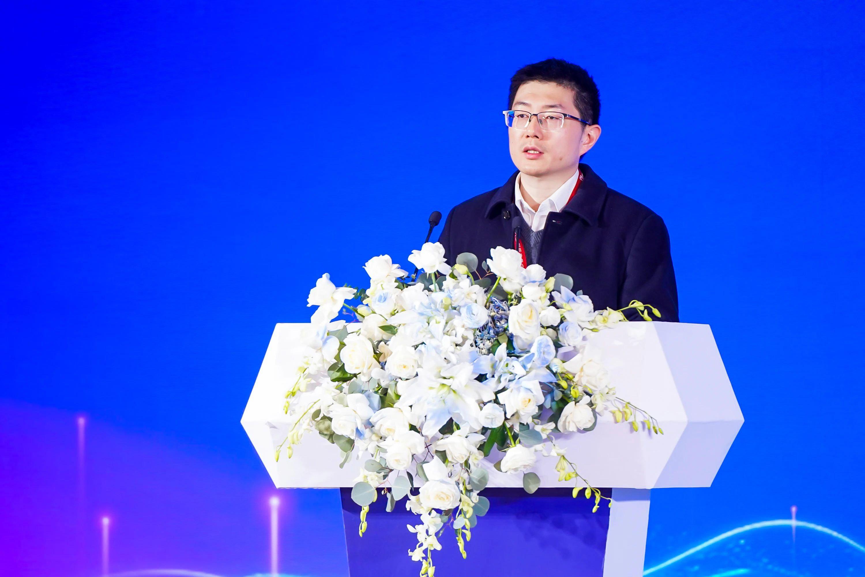 科大讯飞亮相WAIC 2025：以大模型赋能智能终端，诠释落地实践新范式