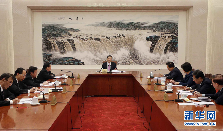 中共中央政治局：推动粮食和重要农产品价格保持在合理水平