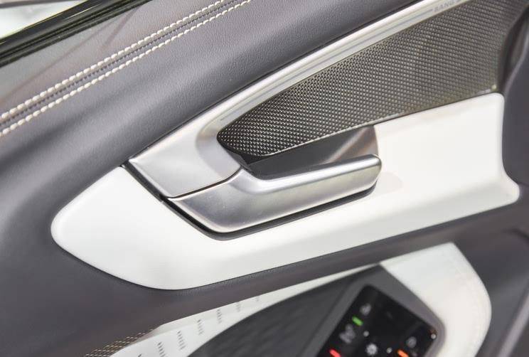 华为乾��智驾扩张至豪华燃油车，上汽奥迪A5L Sportback登场