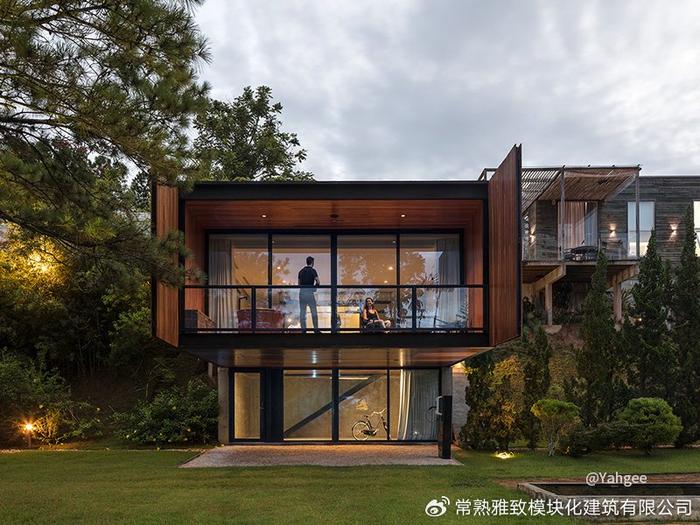 东富龙：该项目完整覆盖厂房设计、设备制造、模块化厂房制造、工程施工、系统验证等