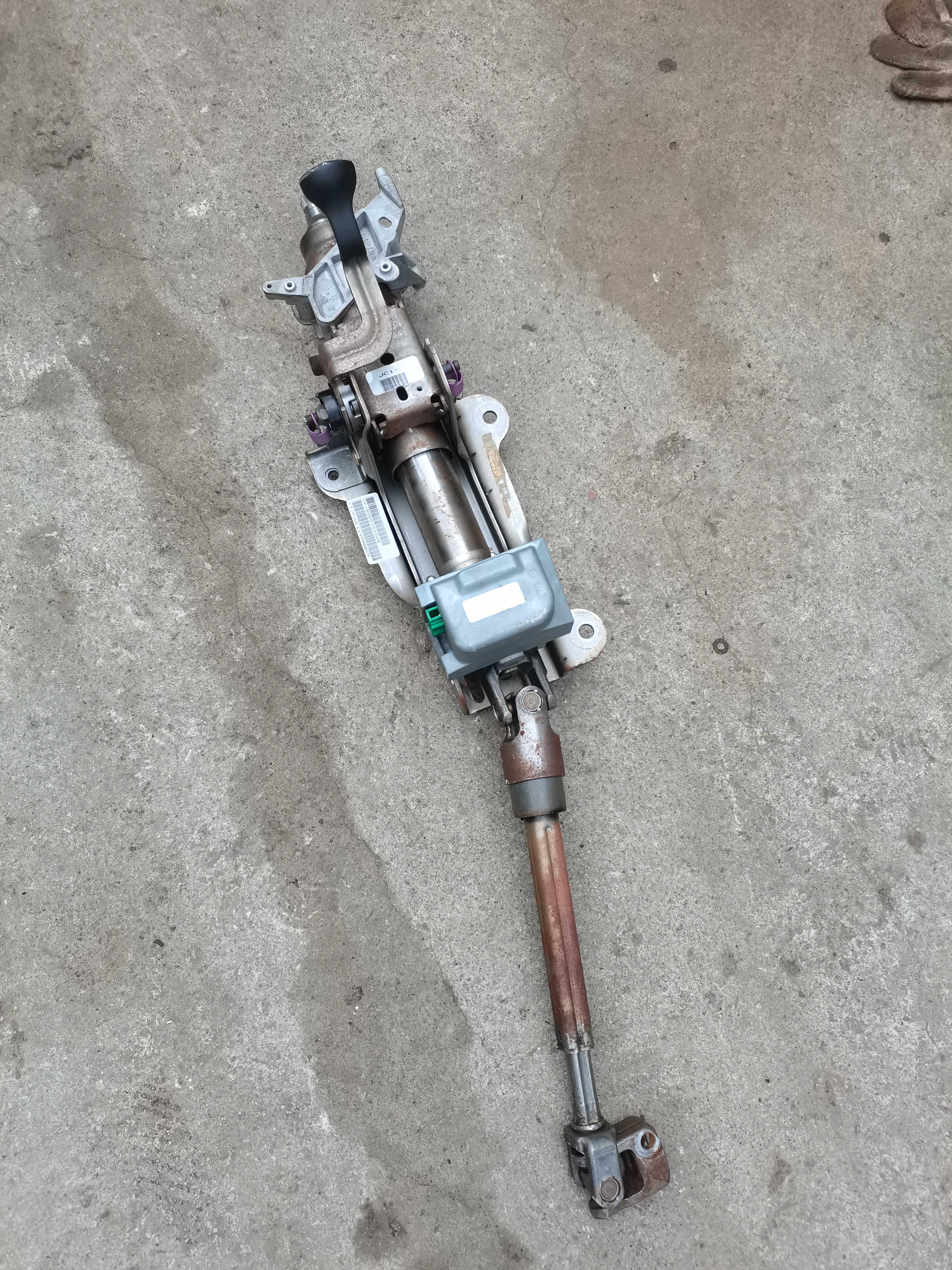 拓普集团获得实用新型专利授权：“一种控制四向调节转向管柱保持力的结构”