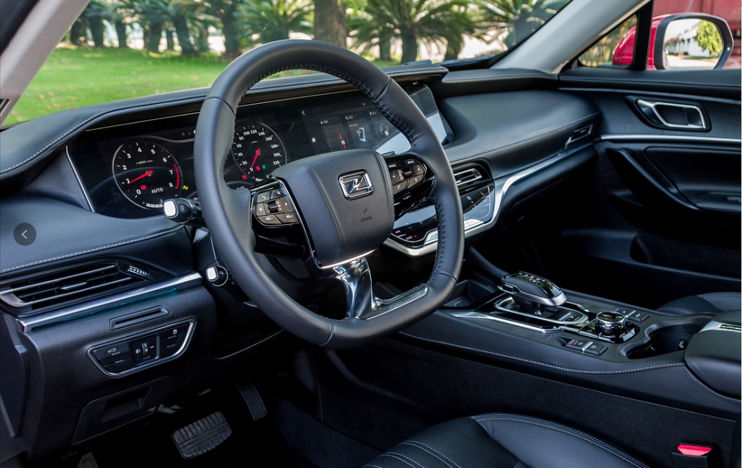 众泰汽车(000980.SZ)：选举韩必文担任公司董事长