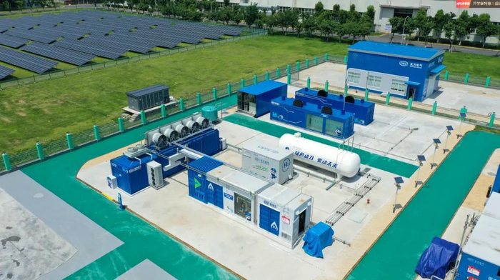 新研究用“导电塑料”实现太阳能高效制氢