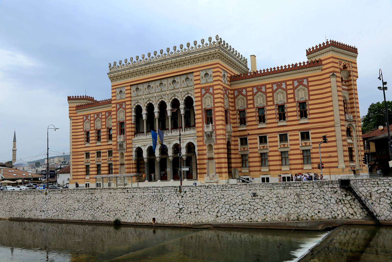 波黑联邦2025年11月游客接待量同比下降5.4%