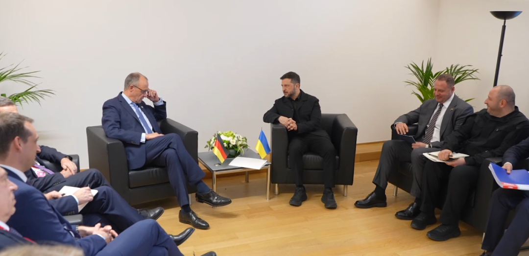 默茨总理称德国经济形势严峻