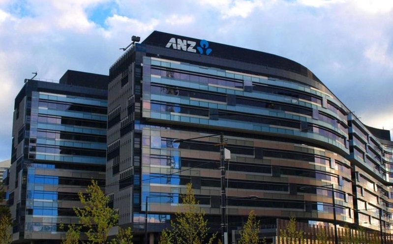 42家银行前三季度实现营收超4.3万亿元 ；安徽：力争到2027年黄金资源量增长5%以上 | 金融早参