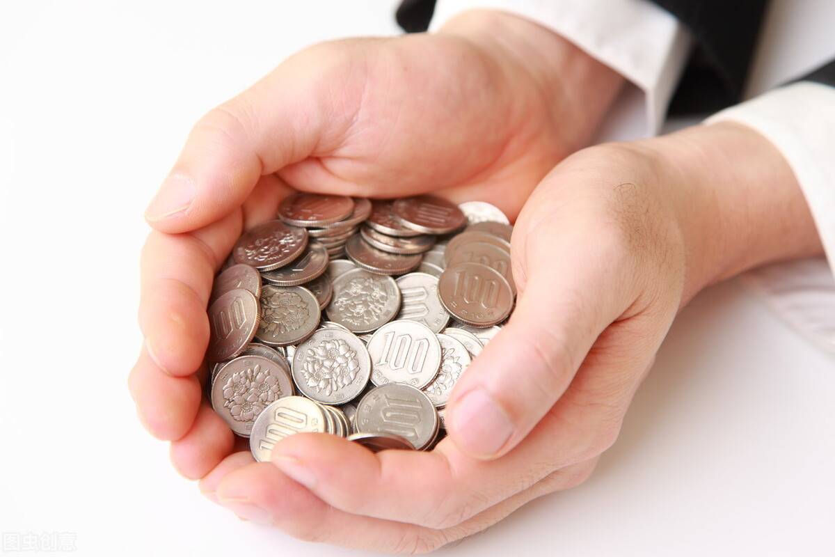 人民鉴真07期丨“猴子军团”大量虚假账户参与港股打新？接近监管人士：纯属谣言