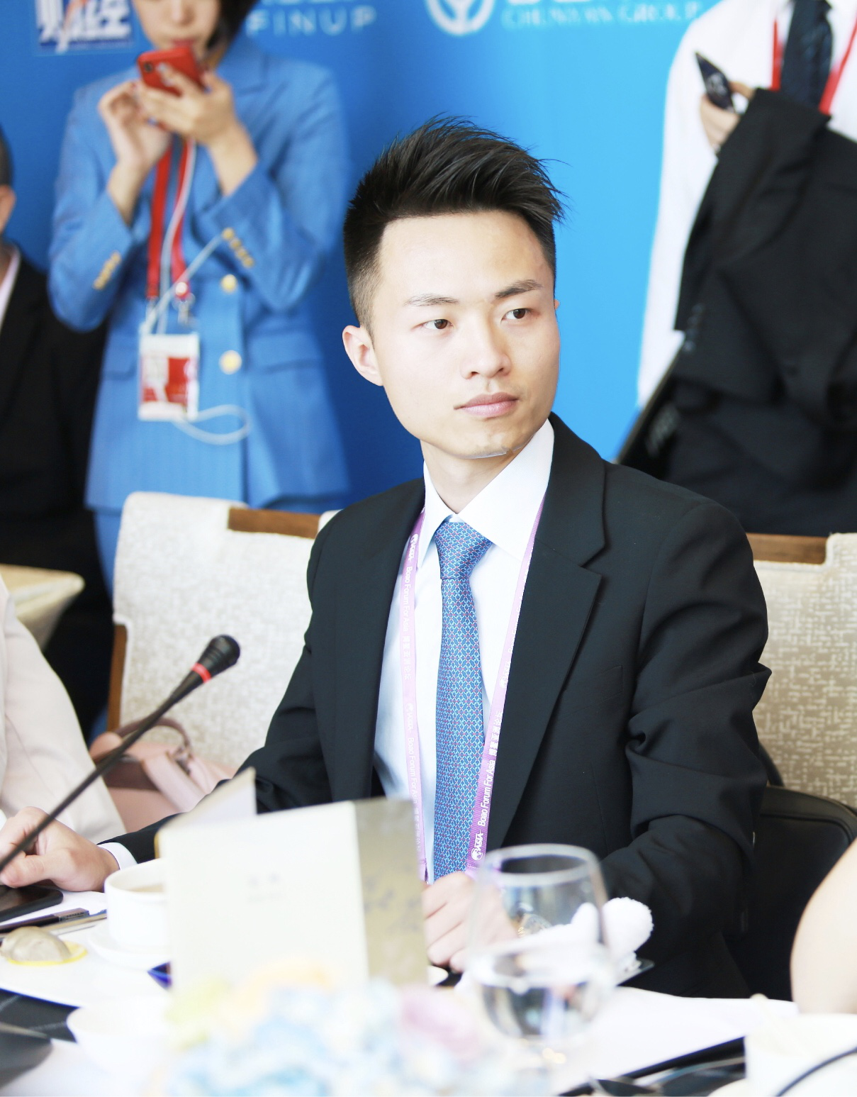 央行：保持社会融资条件相对宽松；兰州银行副行长刘靖辞任 | 金融早参