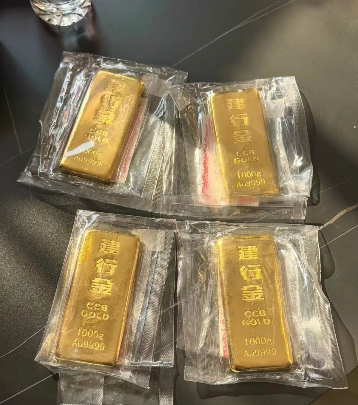 金价大跳水后，周生生足金产品陷质量风波