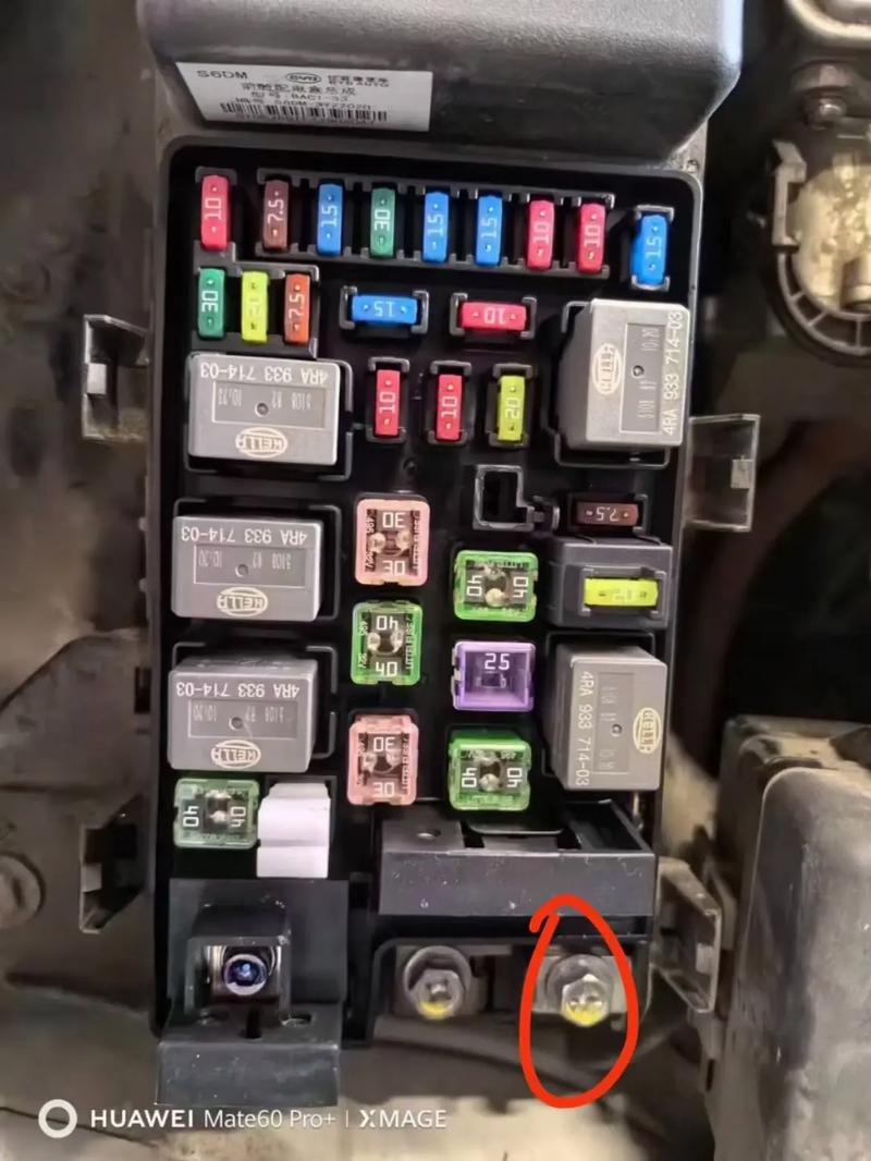 比亚迪公布国际专利申请：“齿轮泵、电机泵、悬架系统以及车辆”