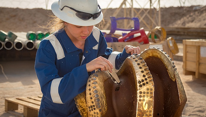 新锐股份拟不超7亿元控股慧联电子 涉足PCB刀具领域