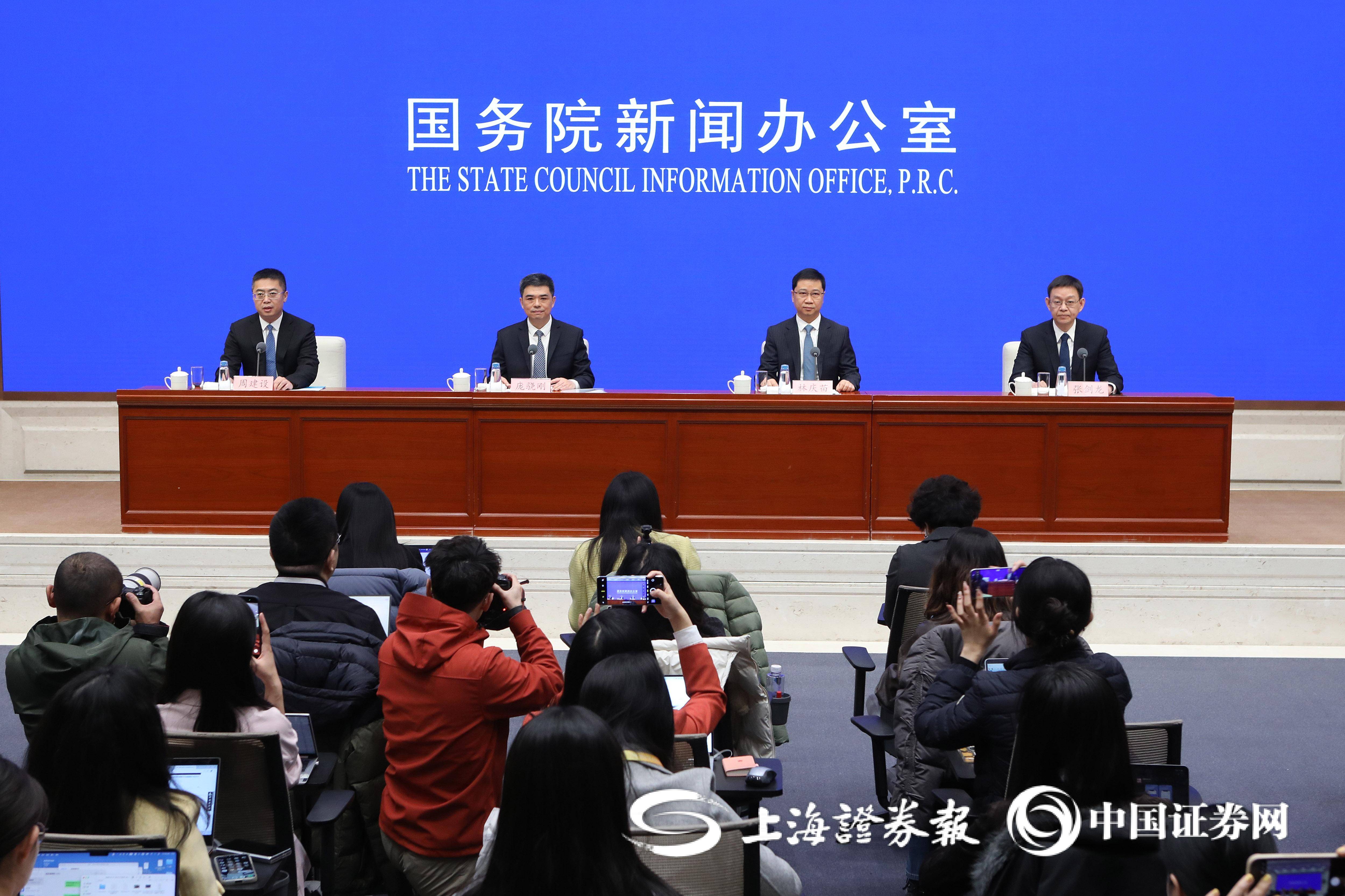 国务院国资委推动中央企业积极扩大算力有效投资