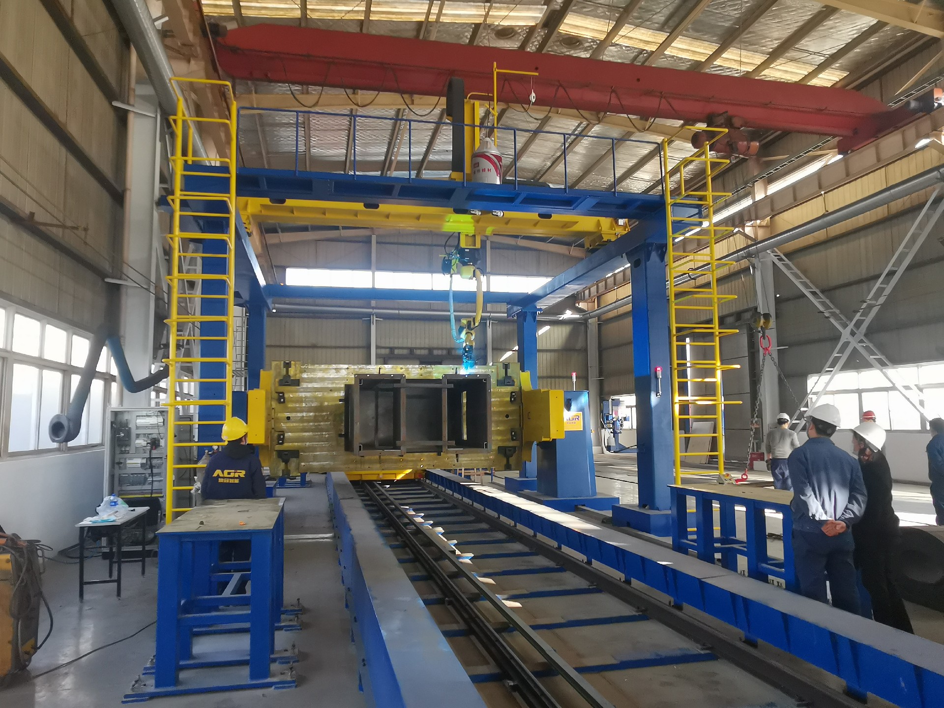 恒源煤电获得发明专利授权：“一种井下矿用装备的轴销拆除装置”