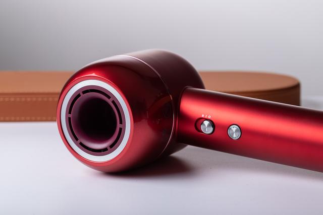 赛迪顾问：从刚性外壳到仿生肌理，春晚人形机器人背后的材料进化